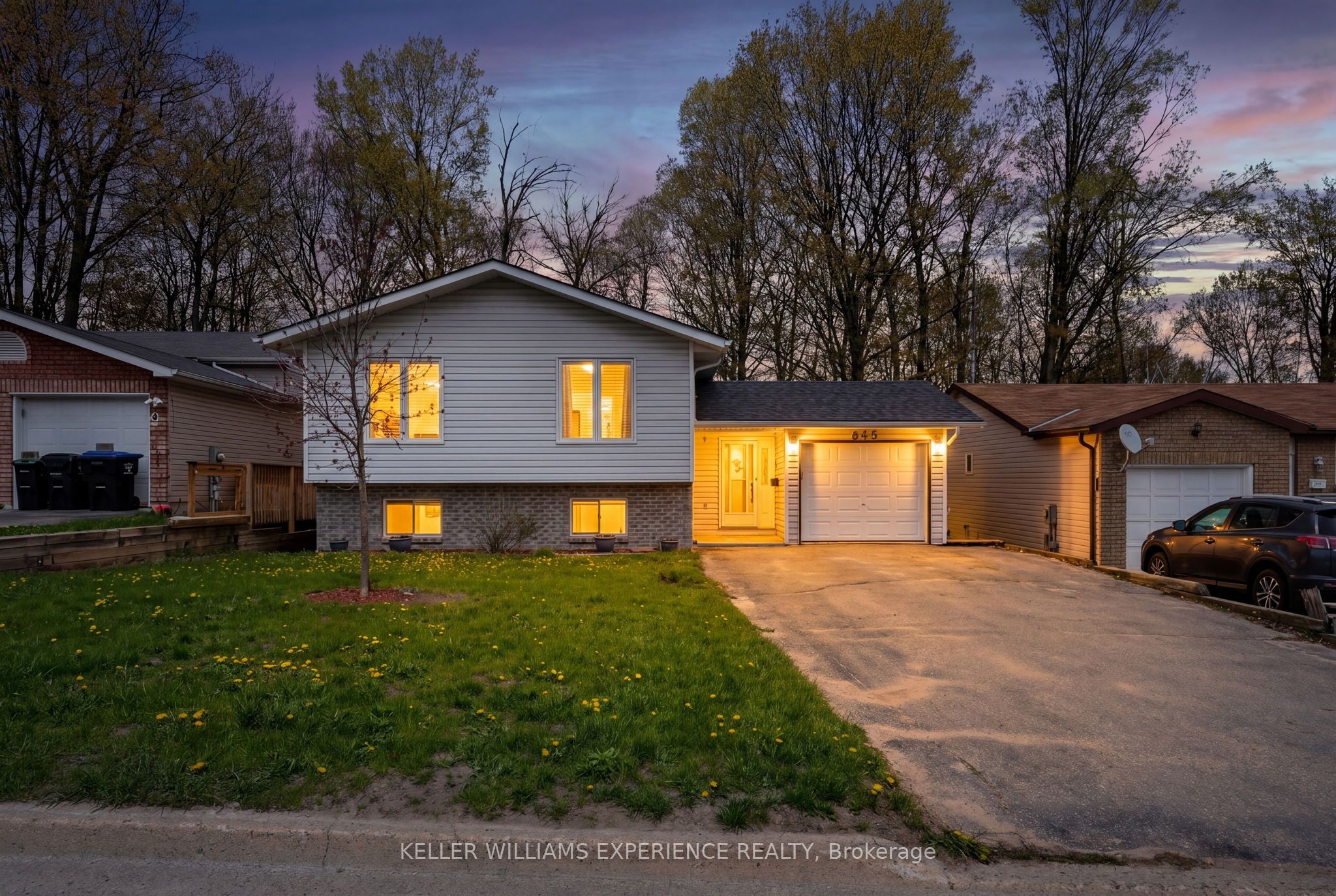 645 Bayview Drive Property Photo 1