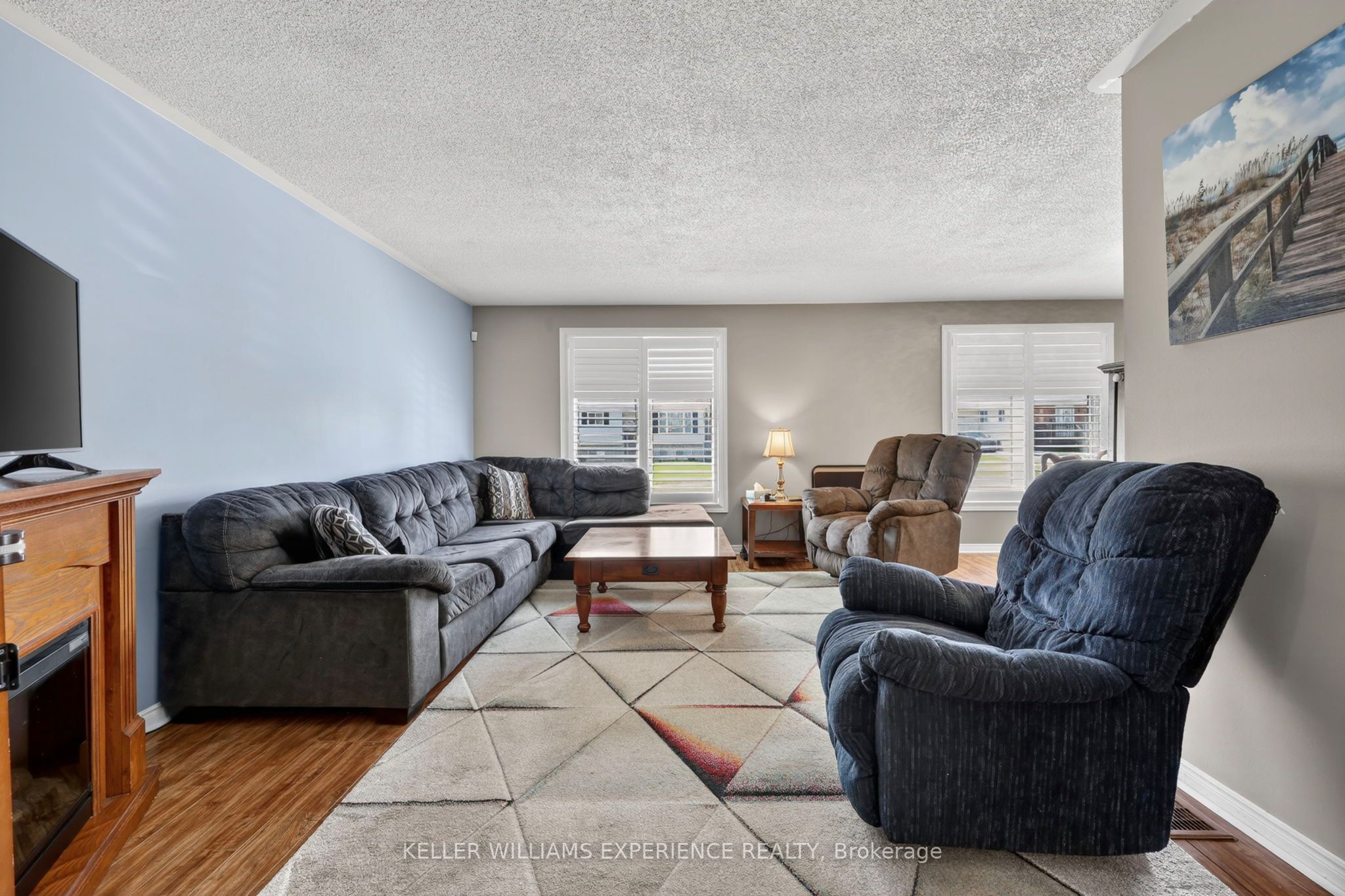 645 Bayview Drive Property Photo 7