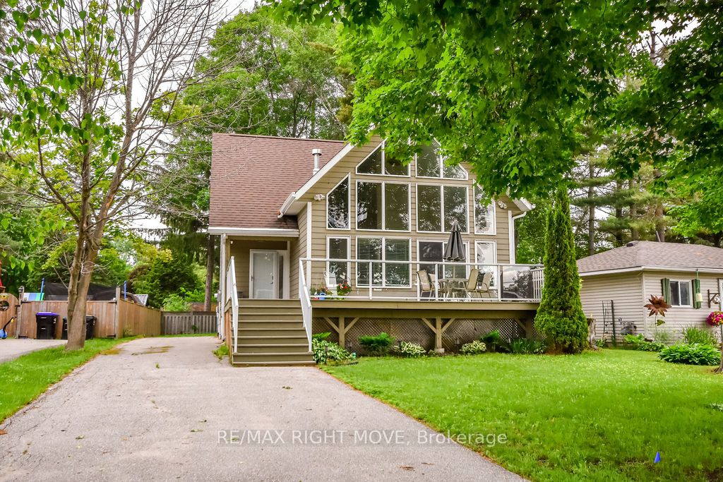 2956 Lakeside Drive Property Photo 2