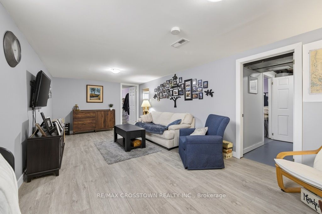 15 Smallman Drive Property Photo 18