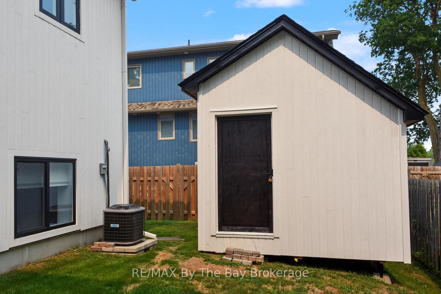 208 Thomas Street Property Photo 50