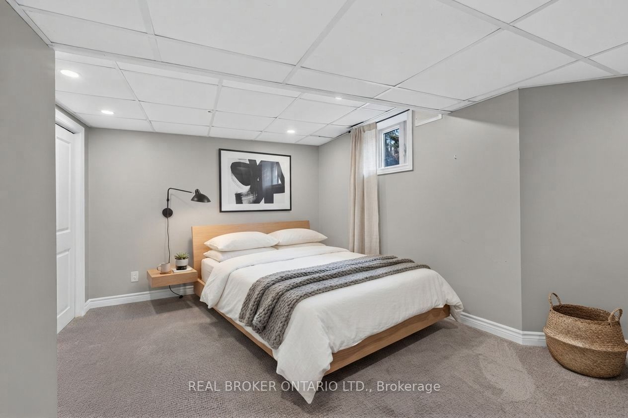36 Beverly Street Property Photo 27