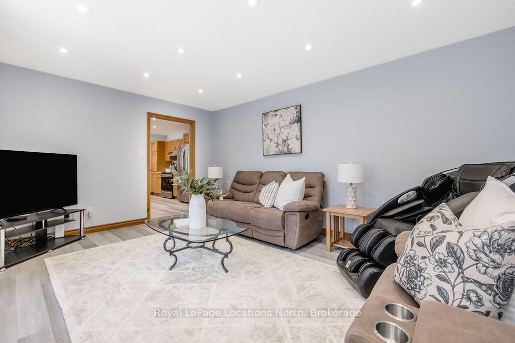 39 Mccague Street Property Photo 11