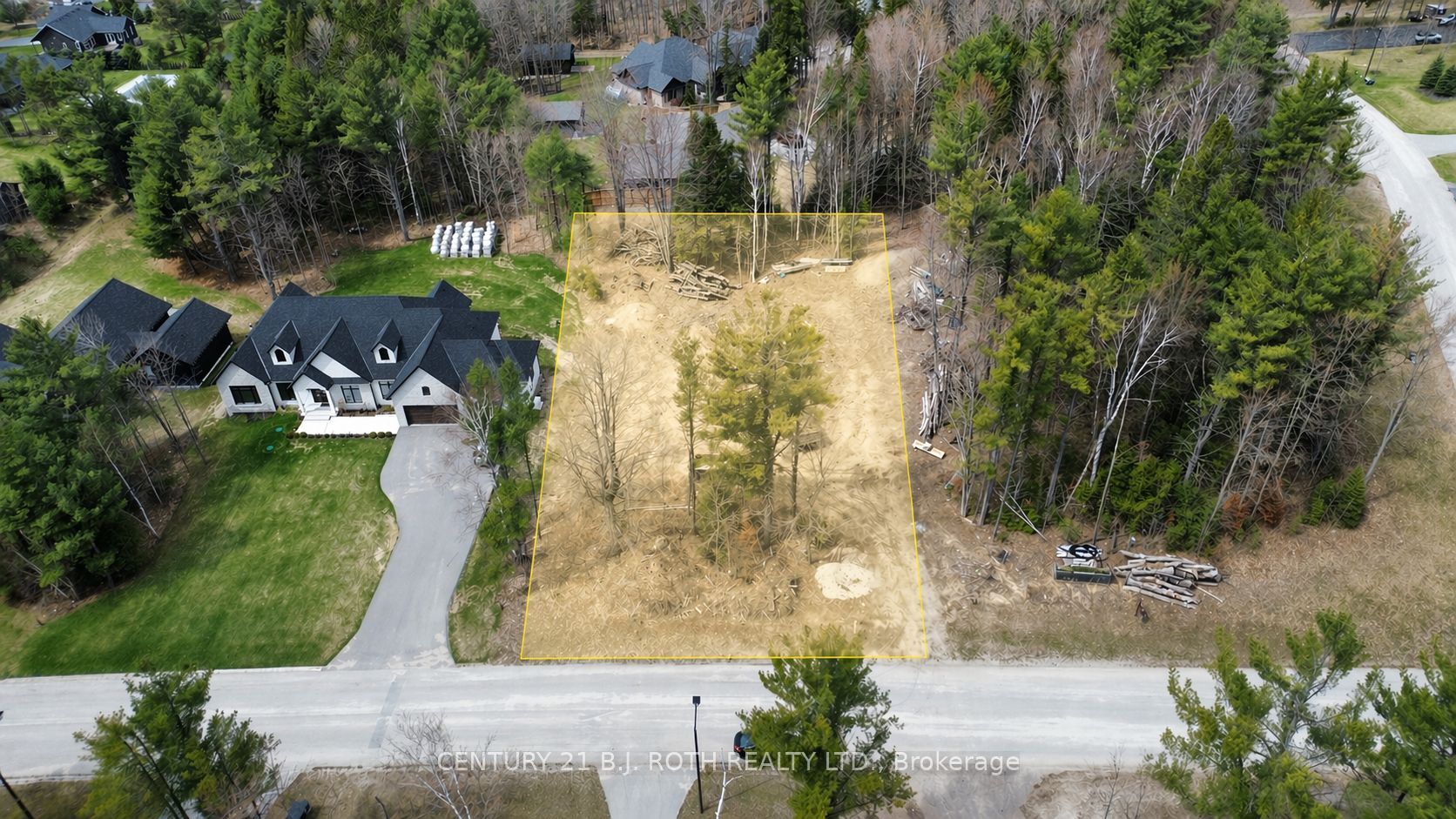 35 Marni Lane Property Photo 1