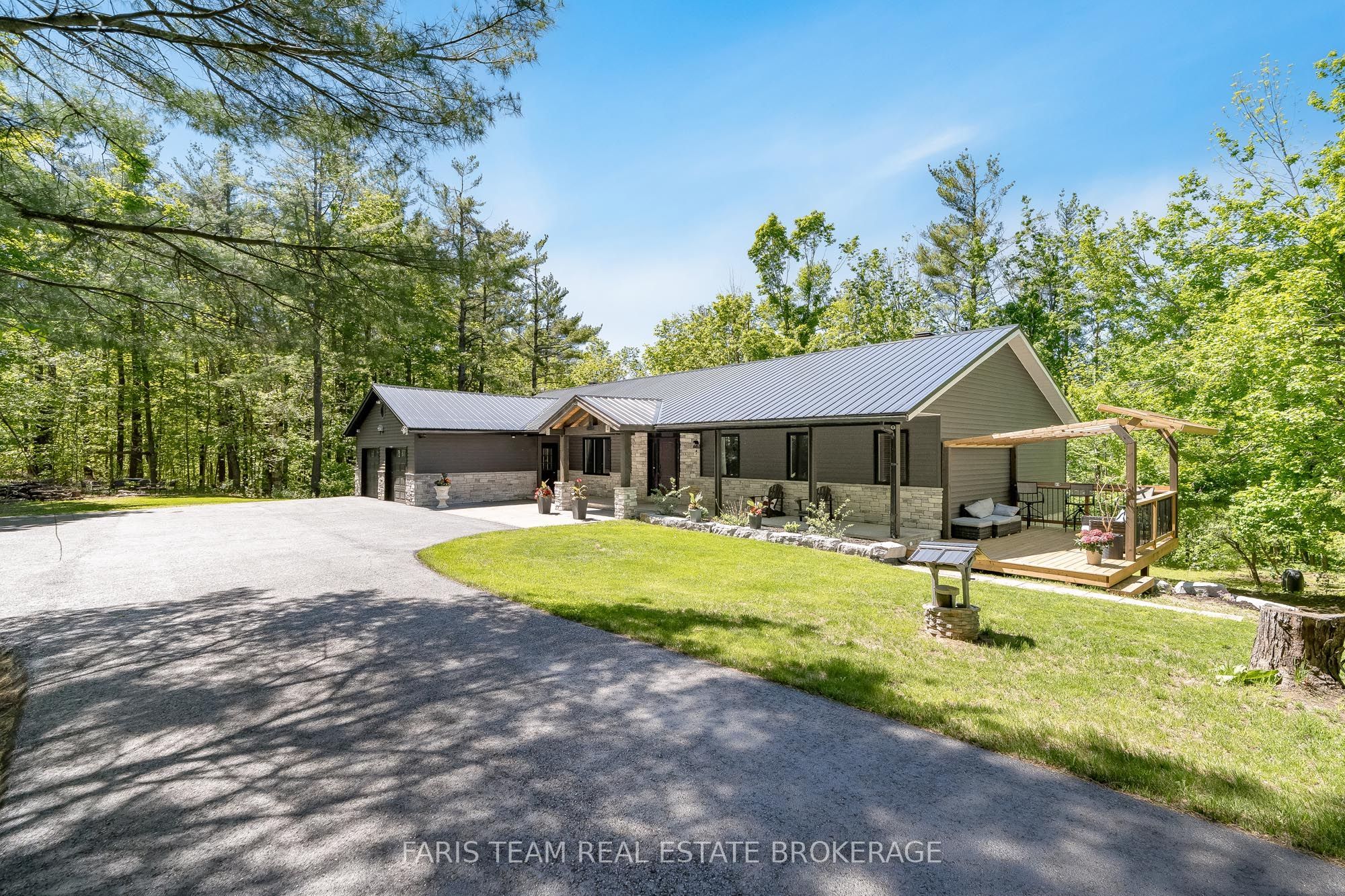 800 Mount St. Louis Road W Property Photo 3