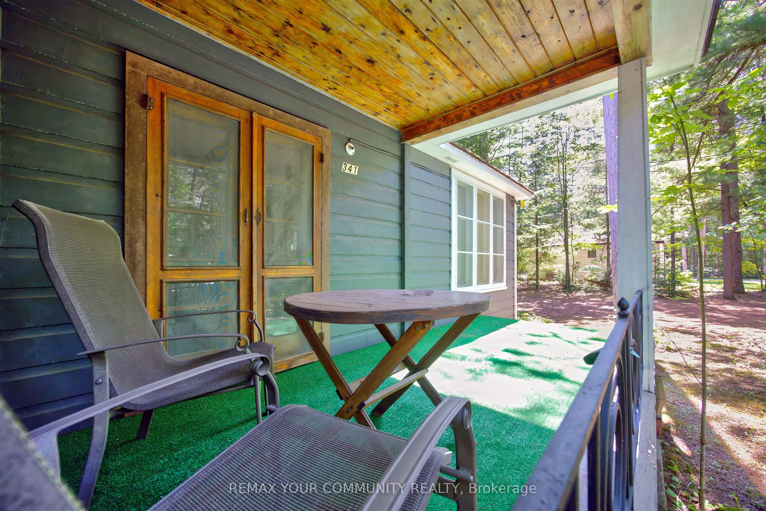 341 Tiny Beaches Road N Property Photo 9