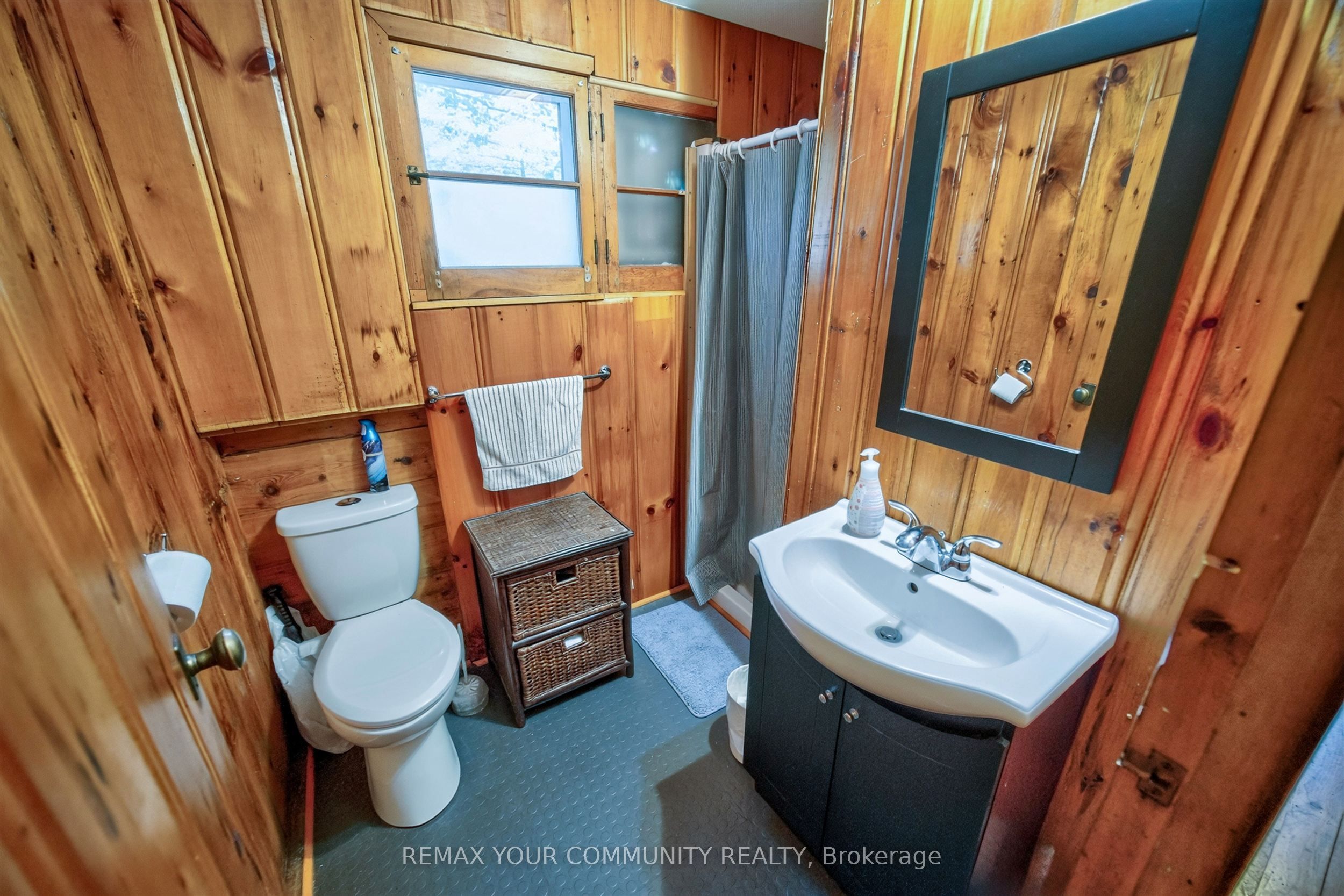 341 Tiny Beaches Road N Property Photo 18