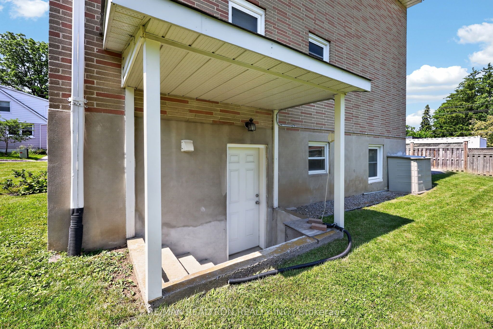 3 East Street Property Photo 8