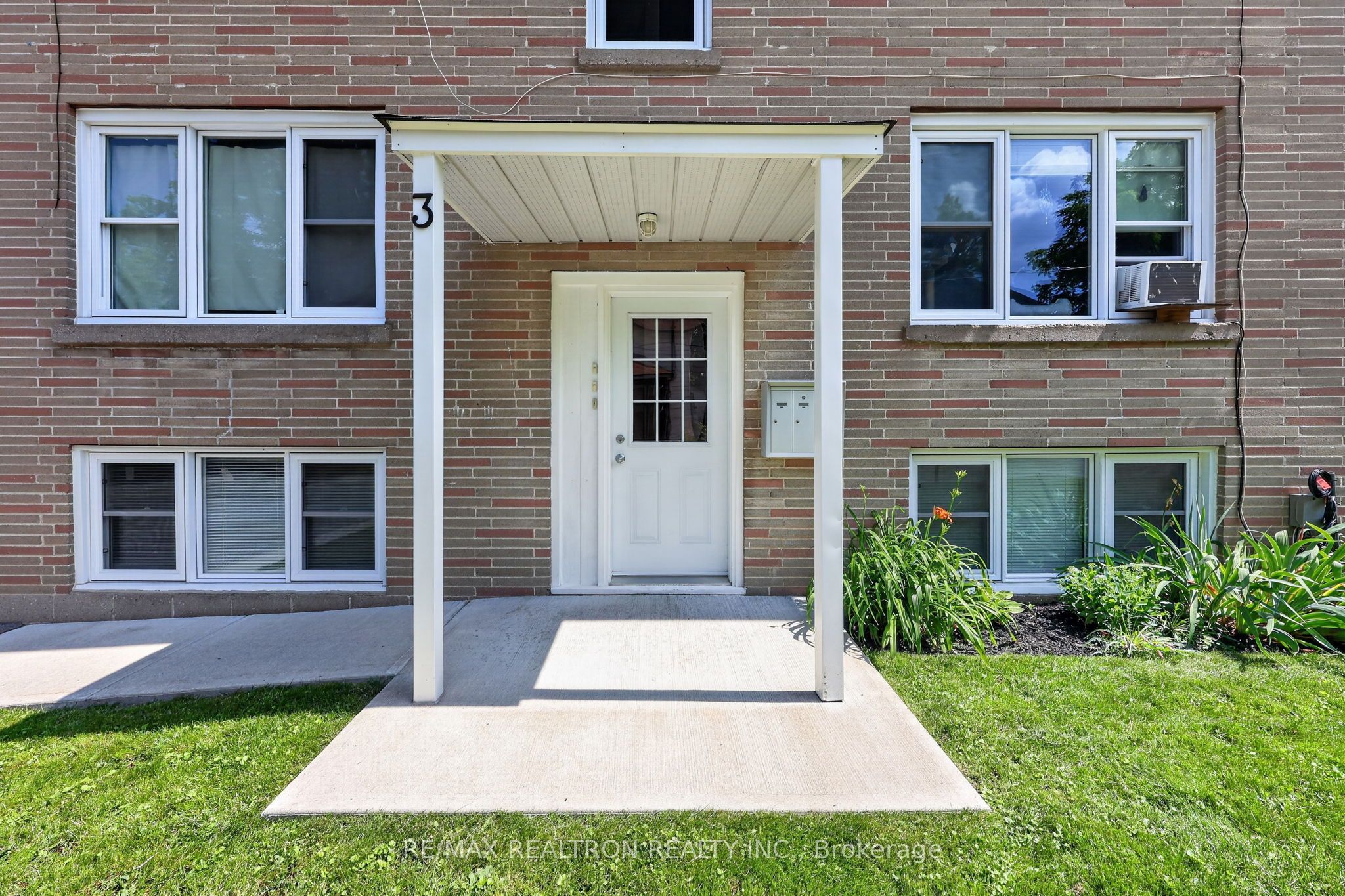 3 East Street Property Photo 9