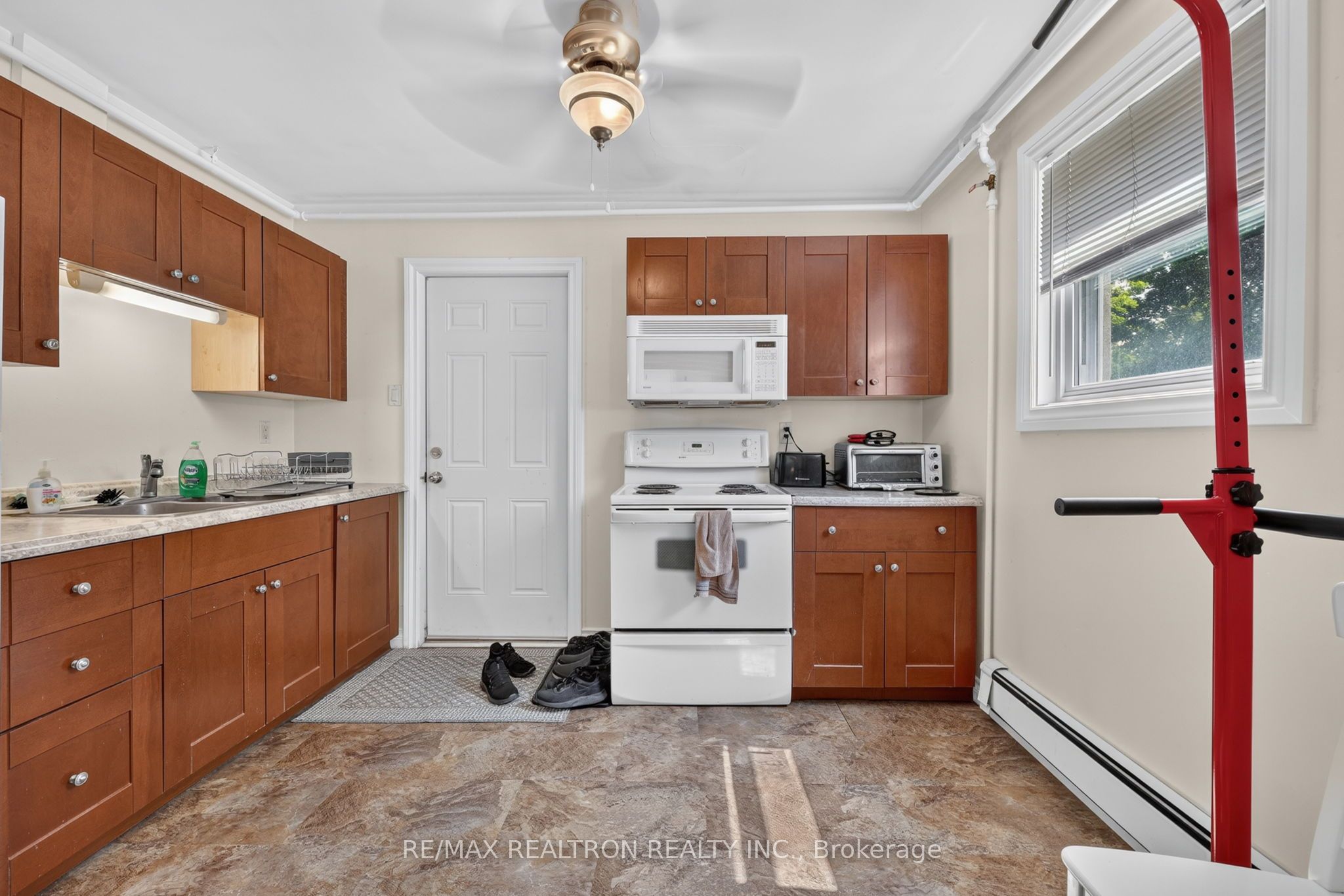 3 East Street Property Photo 10