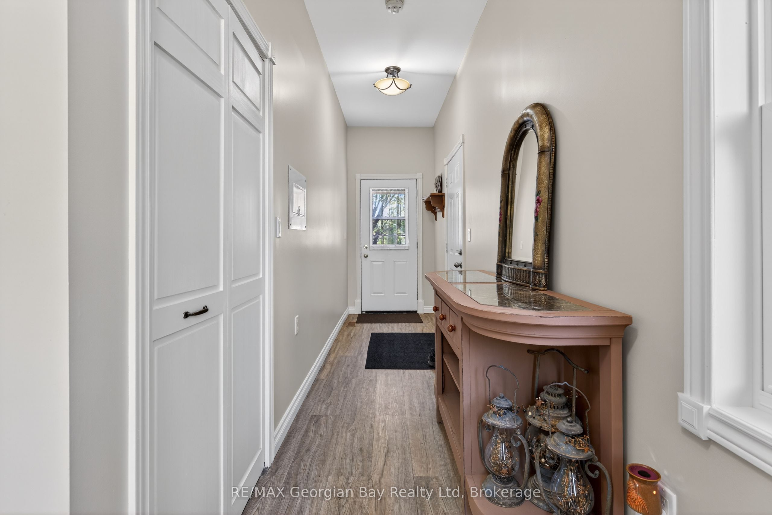 344 Fourth Street Property Photo 6