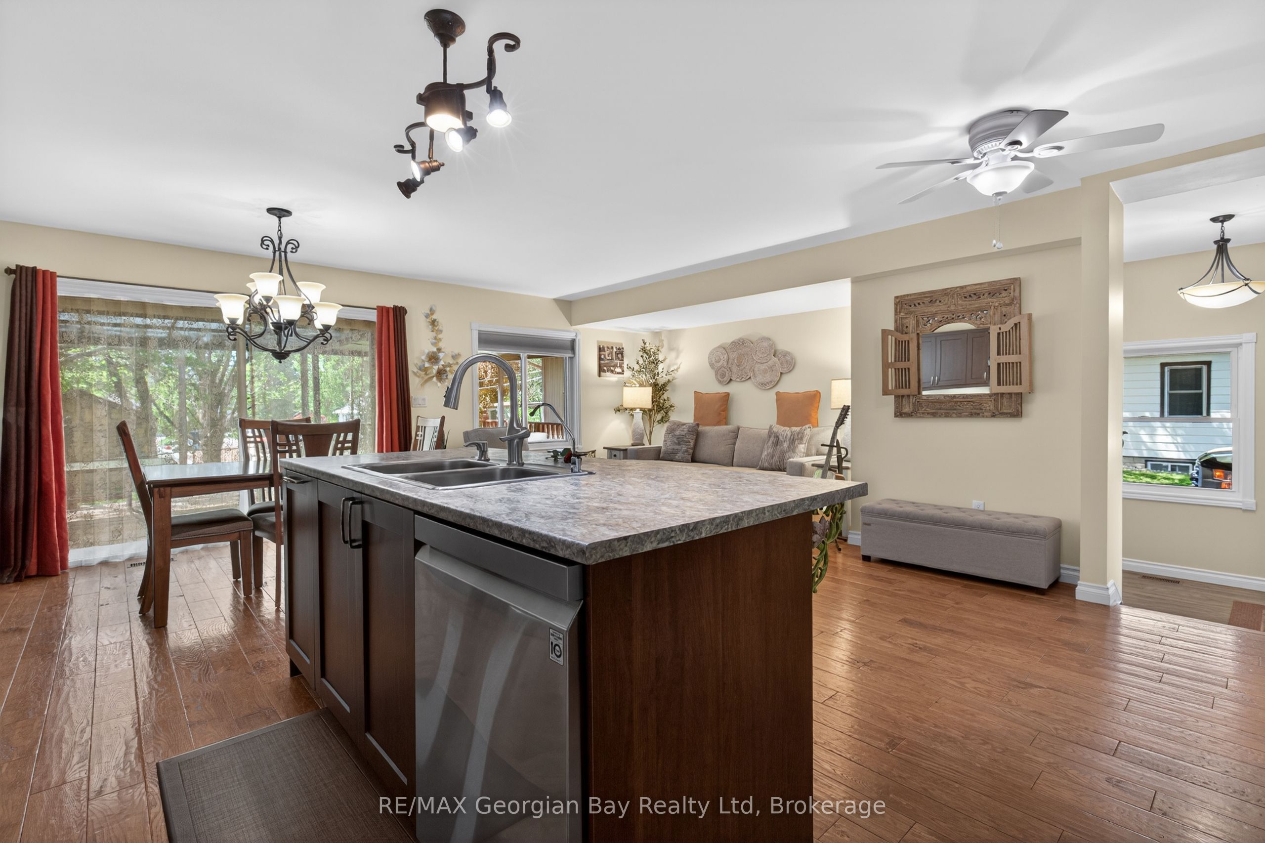 344 Fourth Street Property Photo 11
