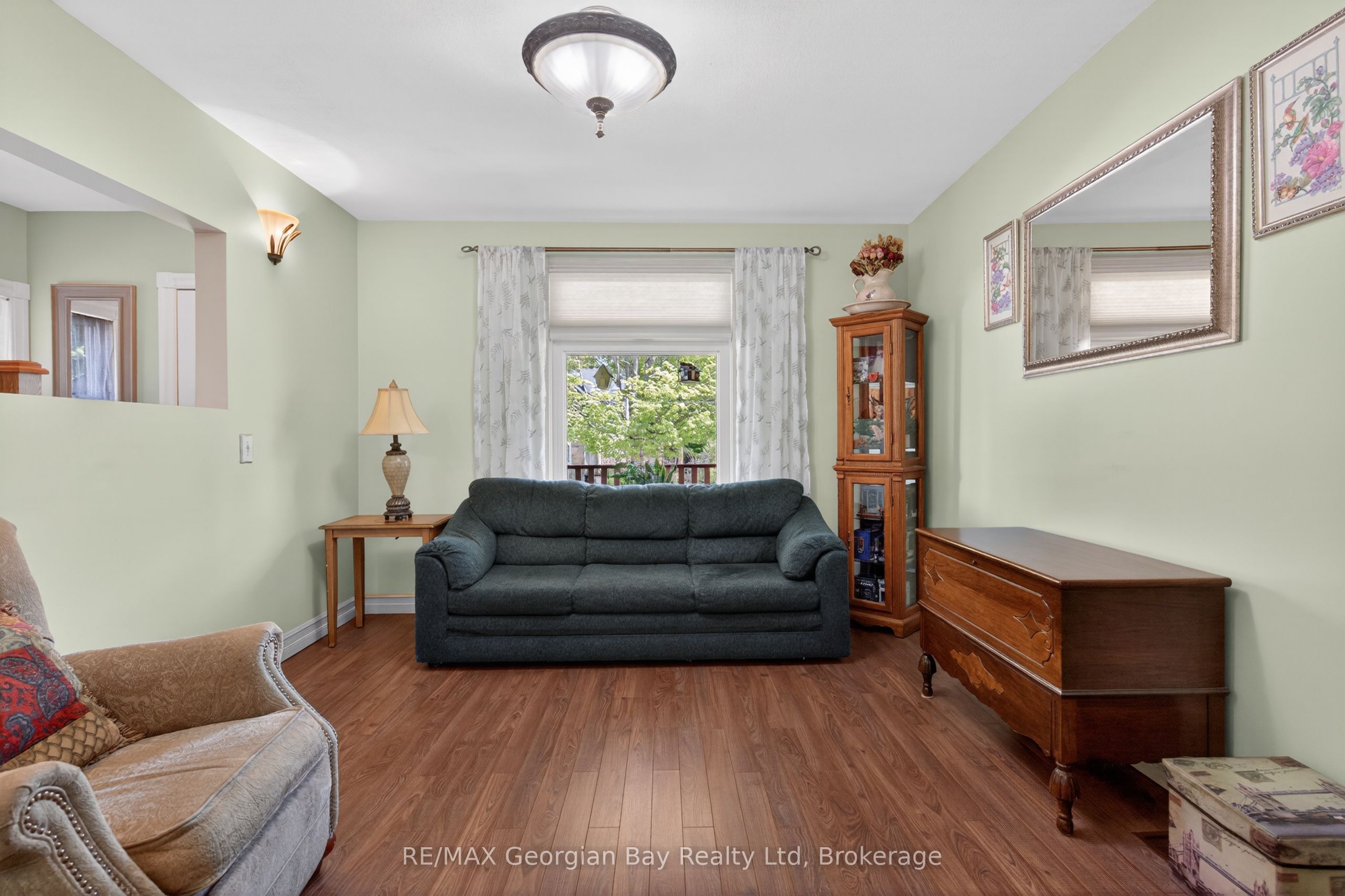 344 Fourth Street Property Photo 15