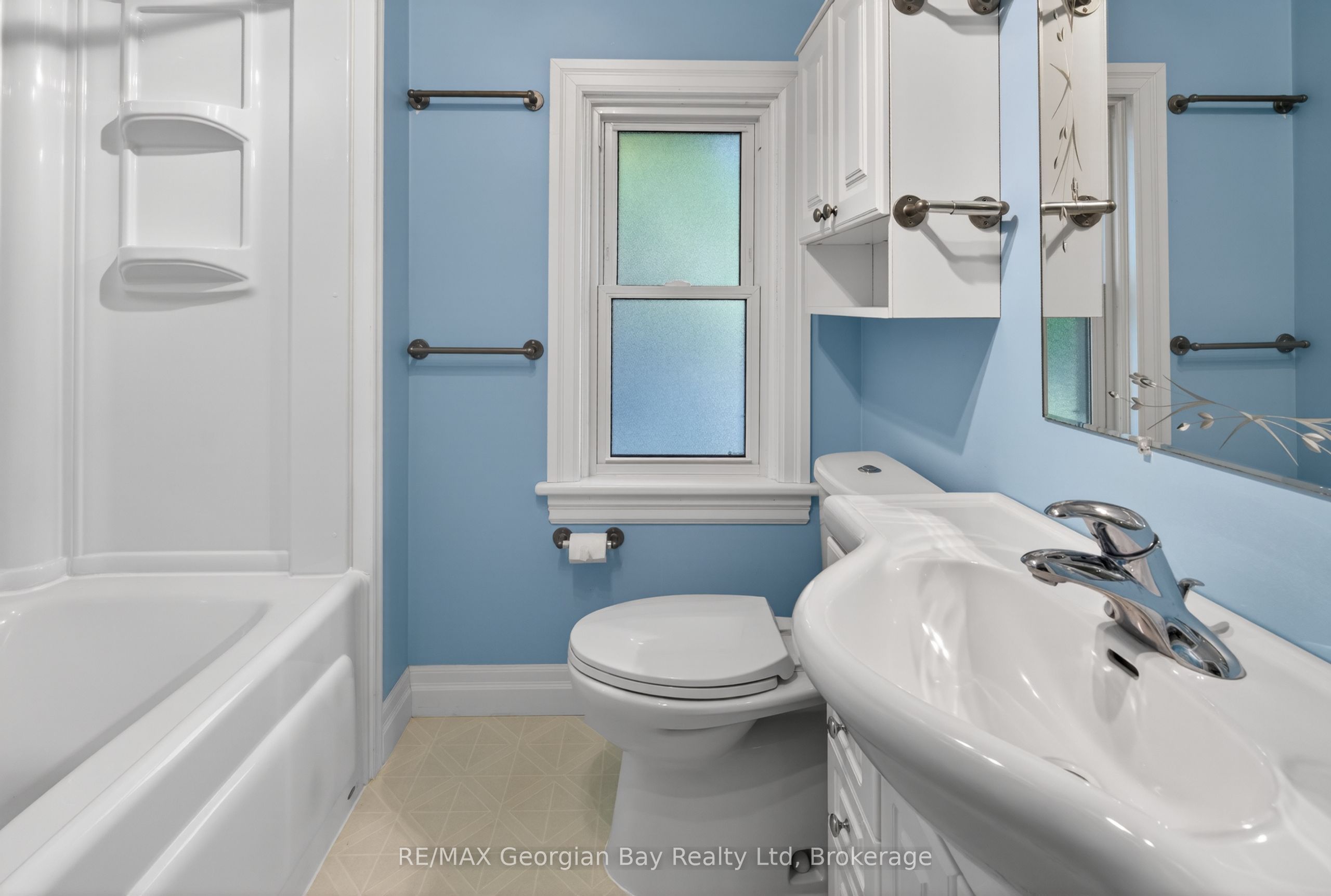 344 Fourth Street Property Photo 23