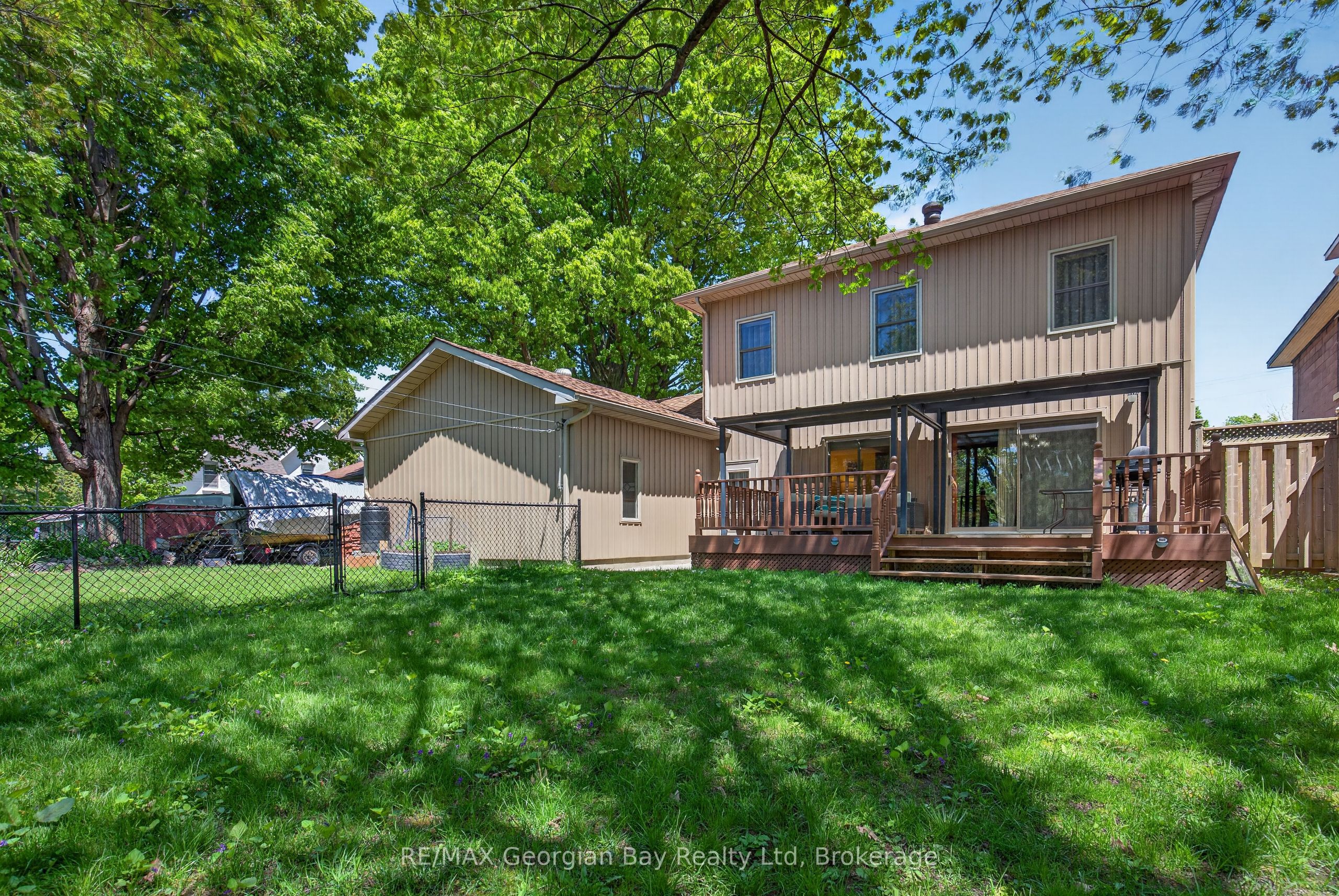 344 Fourth Street Property Photo 37