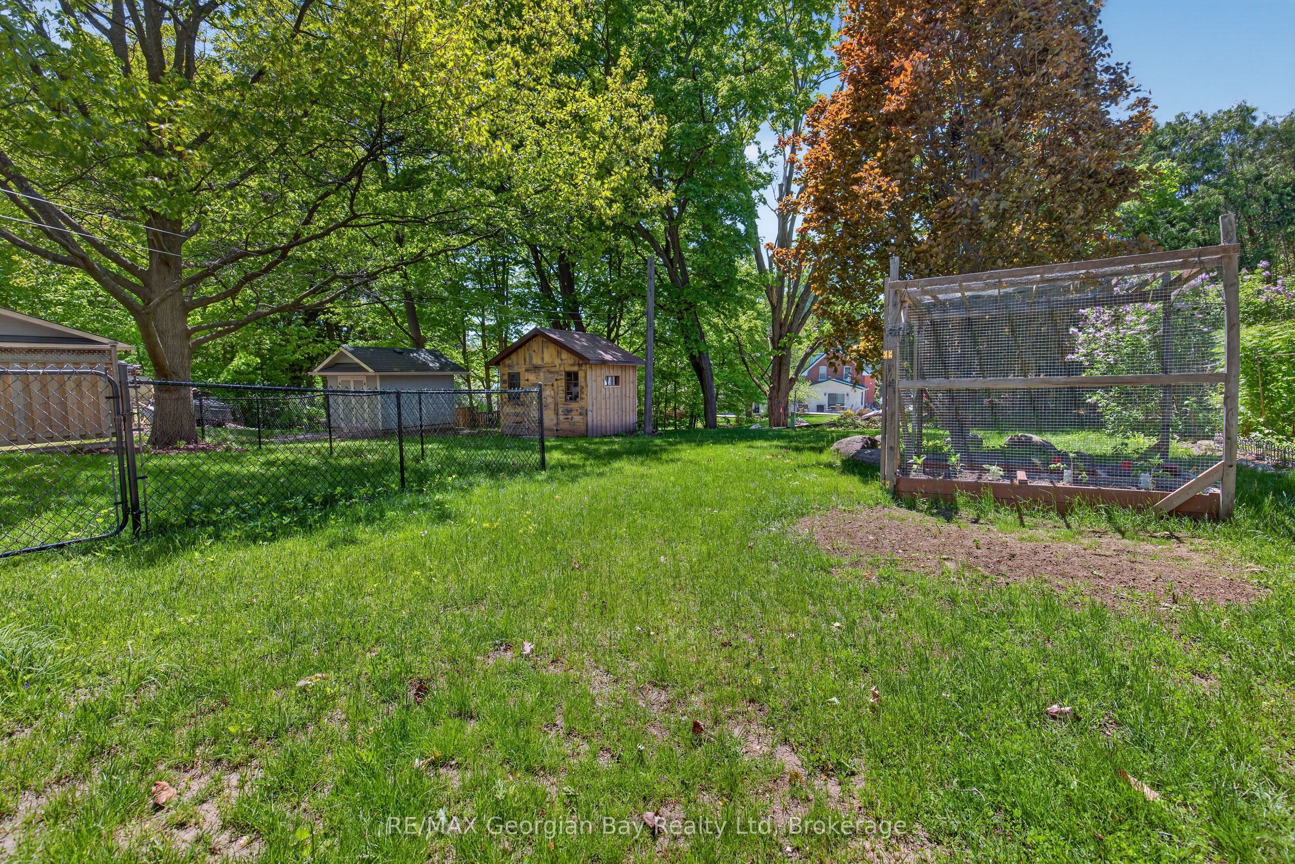344 Fourth Street Property Photo 40