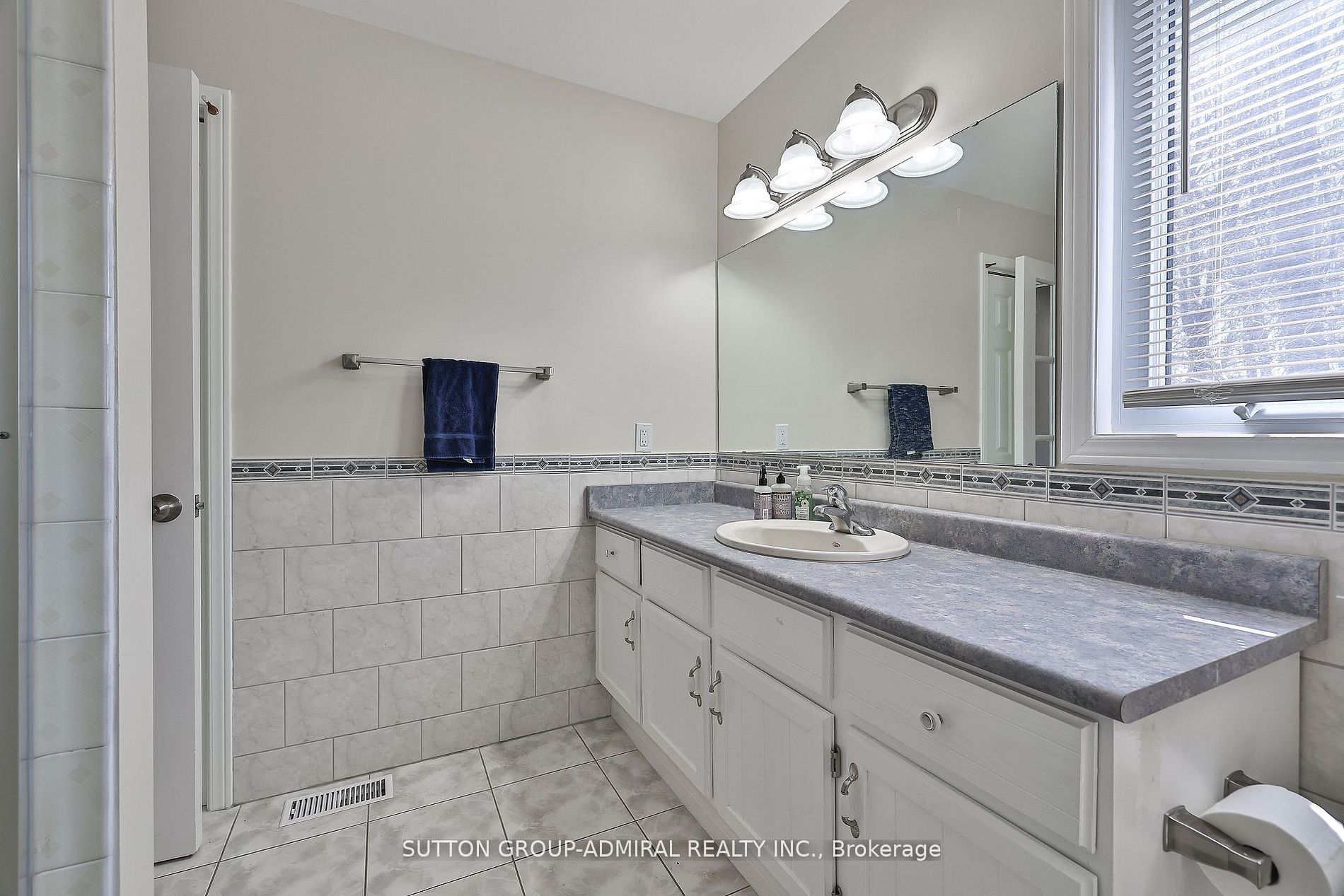 182 Bayshore Drive Property Photo 23