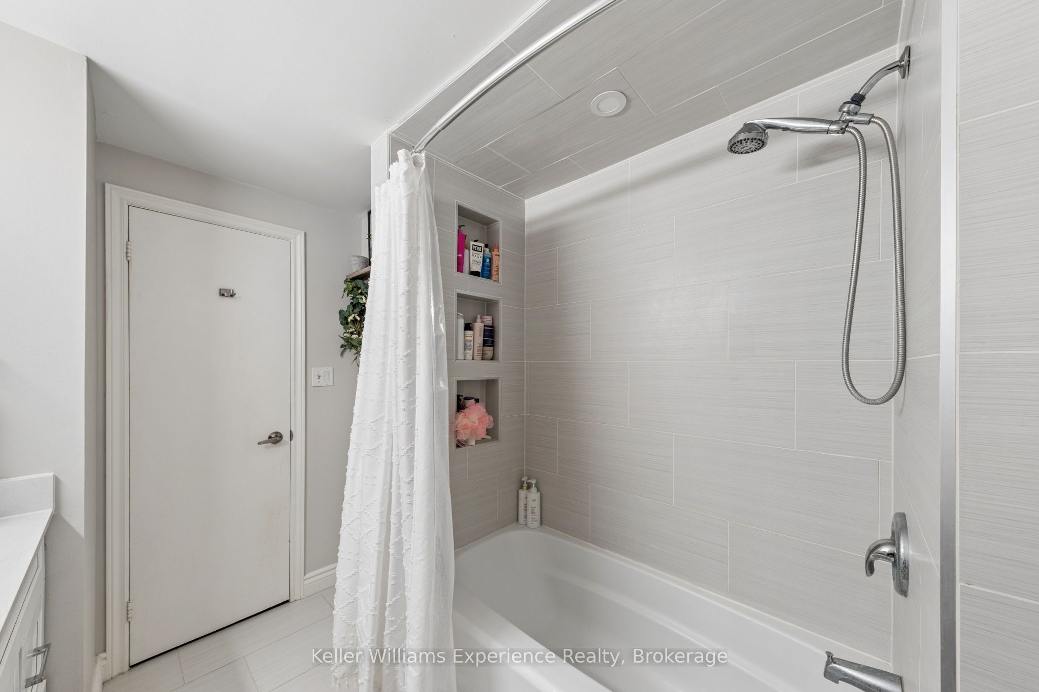 2 Bernick Drive 23 Property Photo 13