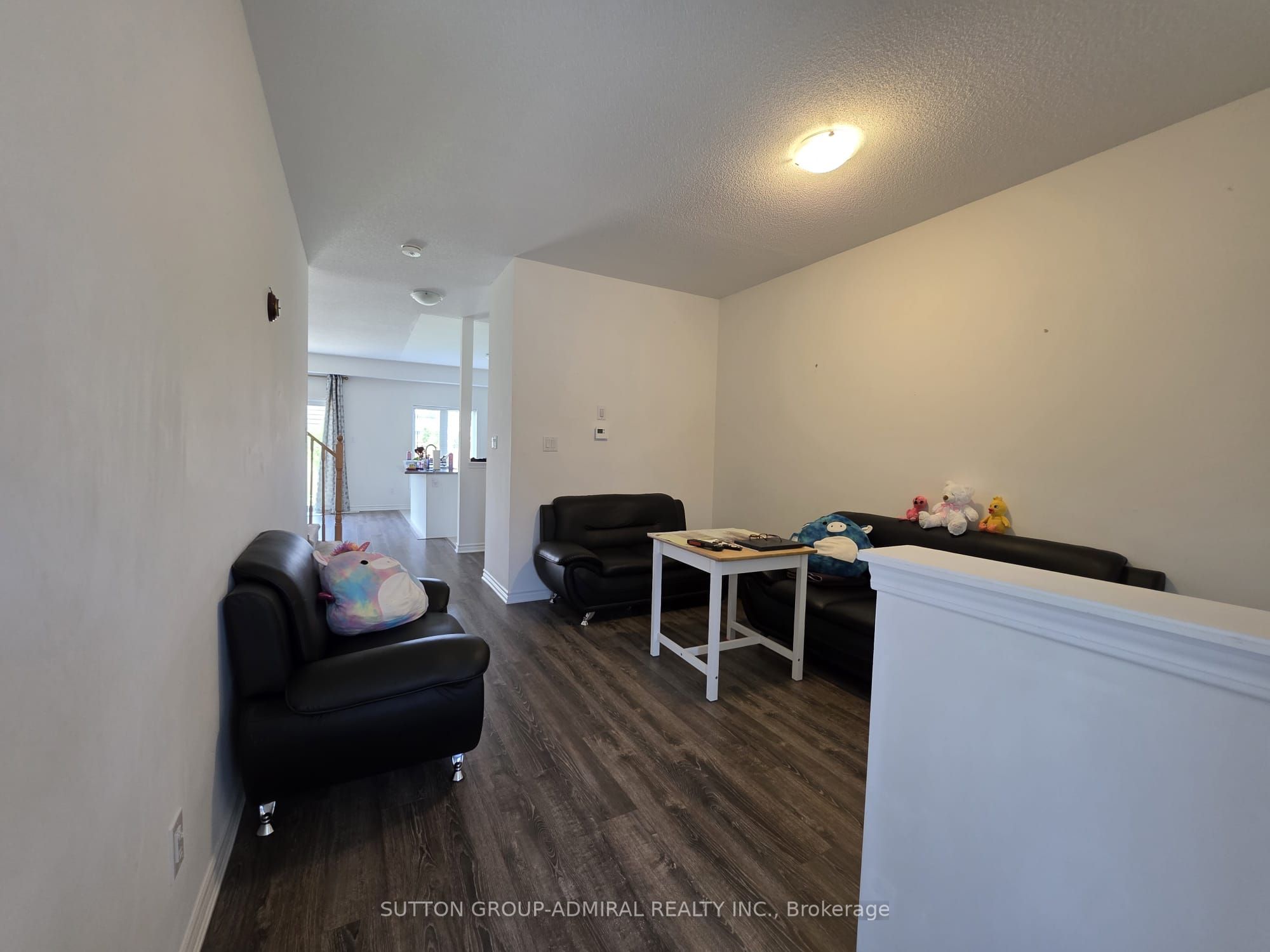 33 Sandhill Crane Drive Property Photo 8