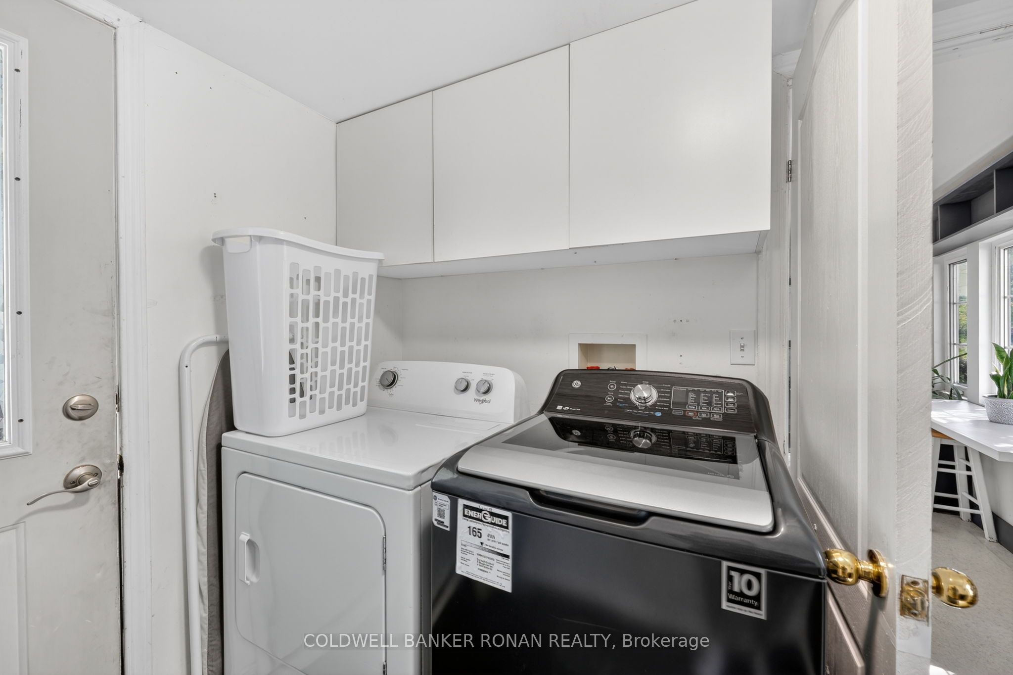 246 Weir Street Property Photo 20