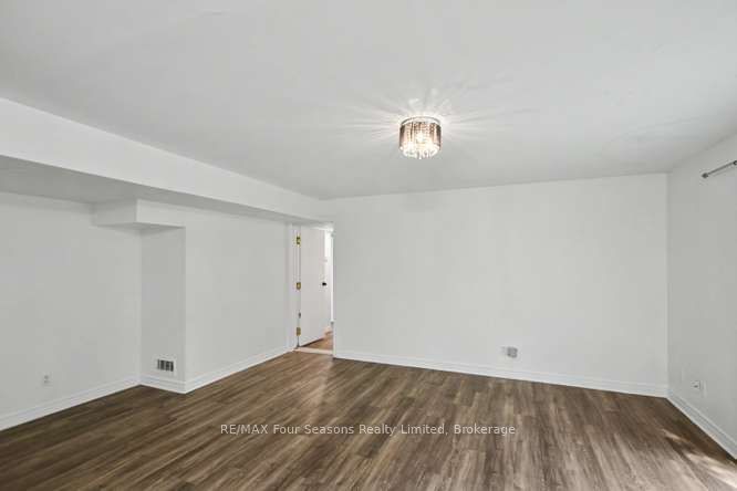 5 Dawson Drive 314 Property Photo 20