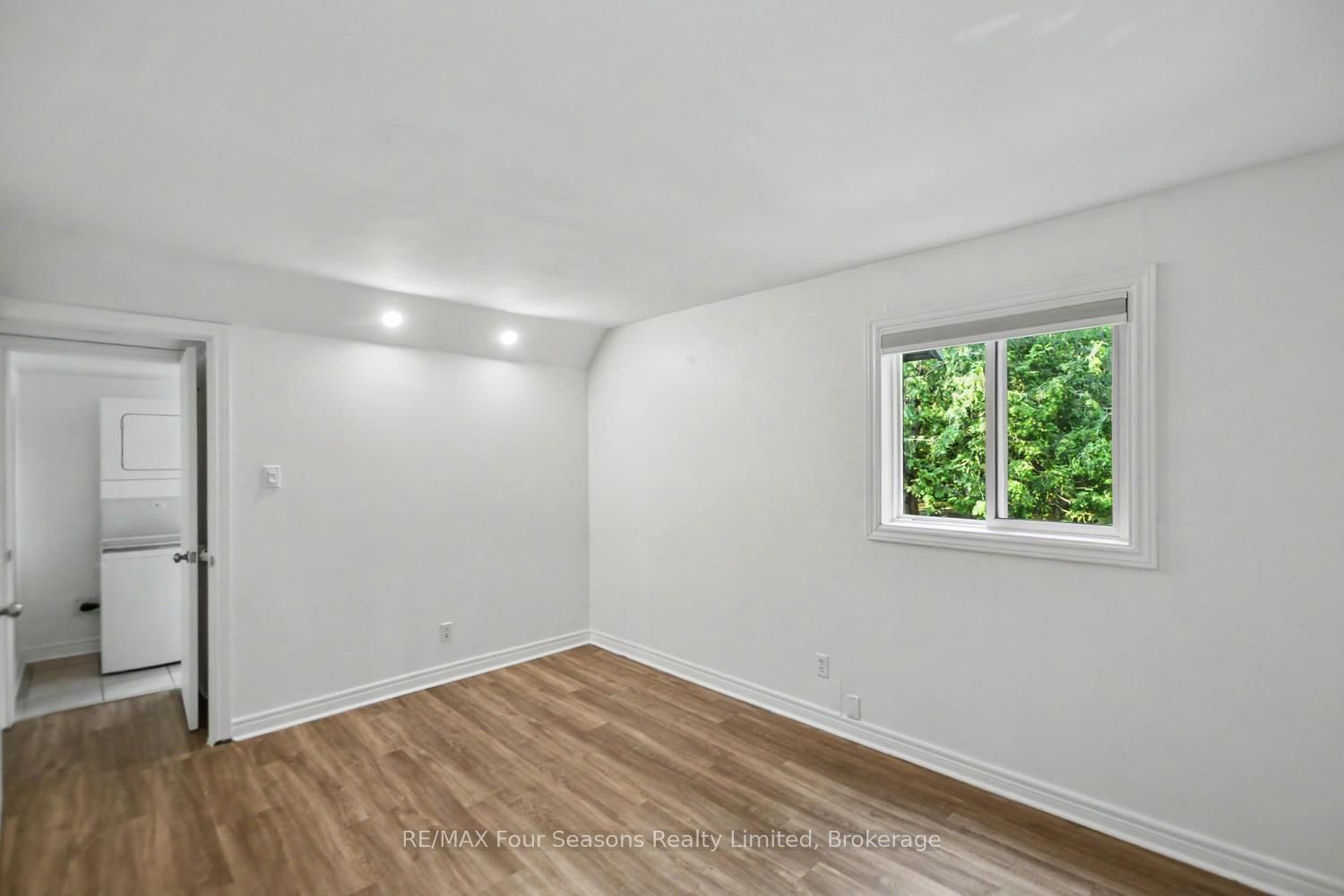 5 Dawson Drive 314 Property Photo 23