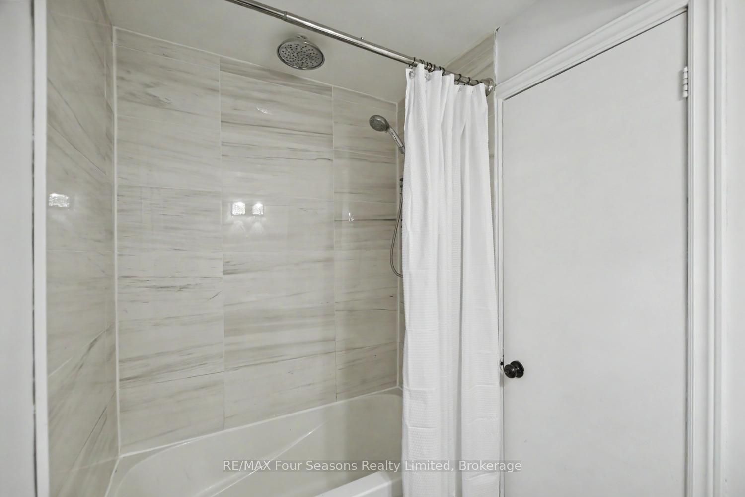 5 Dawson Drive 314 Property Photo 35
