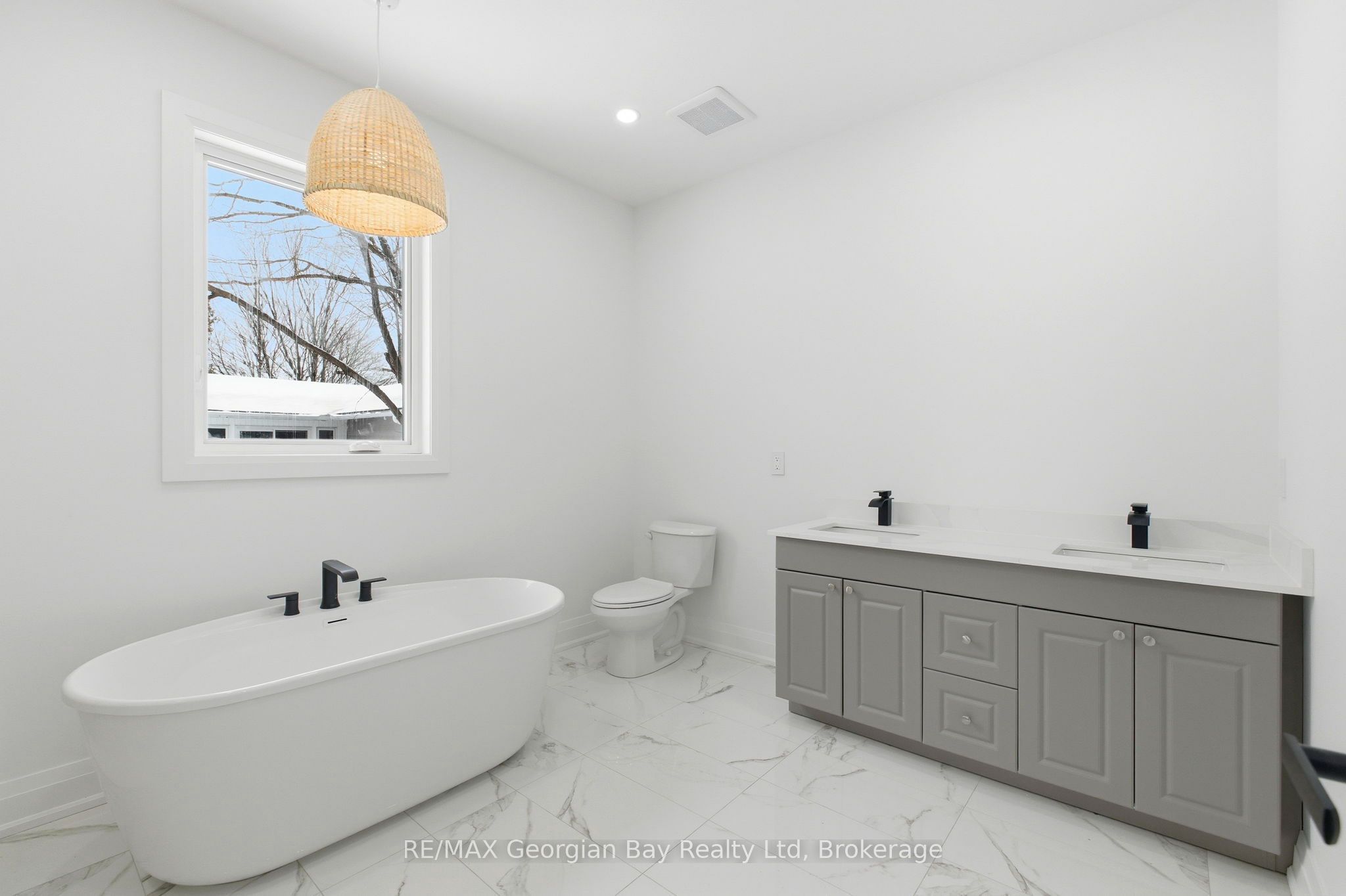 49 Beaufort Crescent Property Photo 17