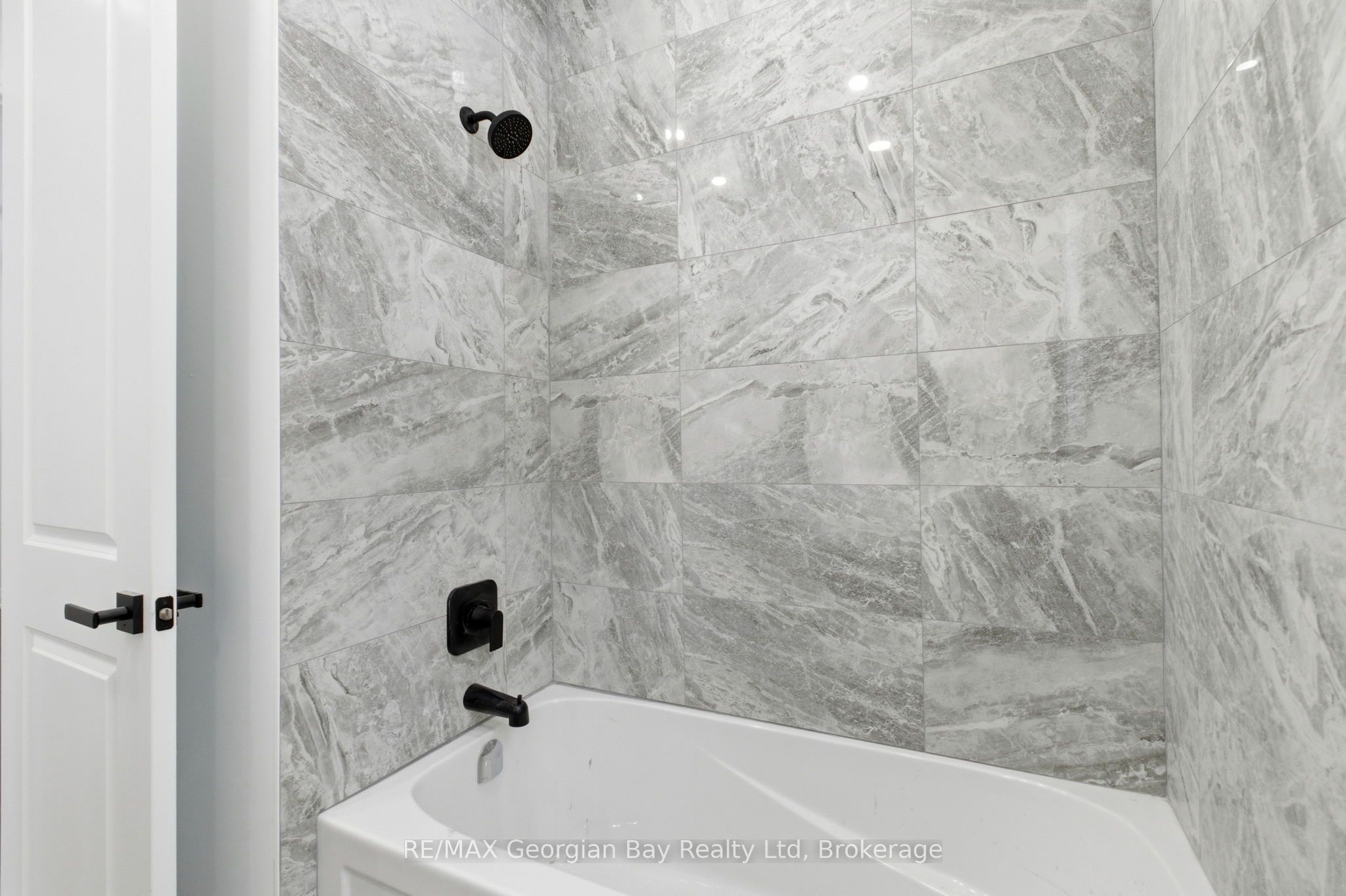 49 Beaufort Crescent Property Photo 24