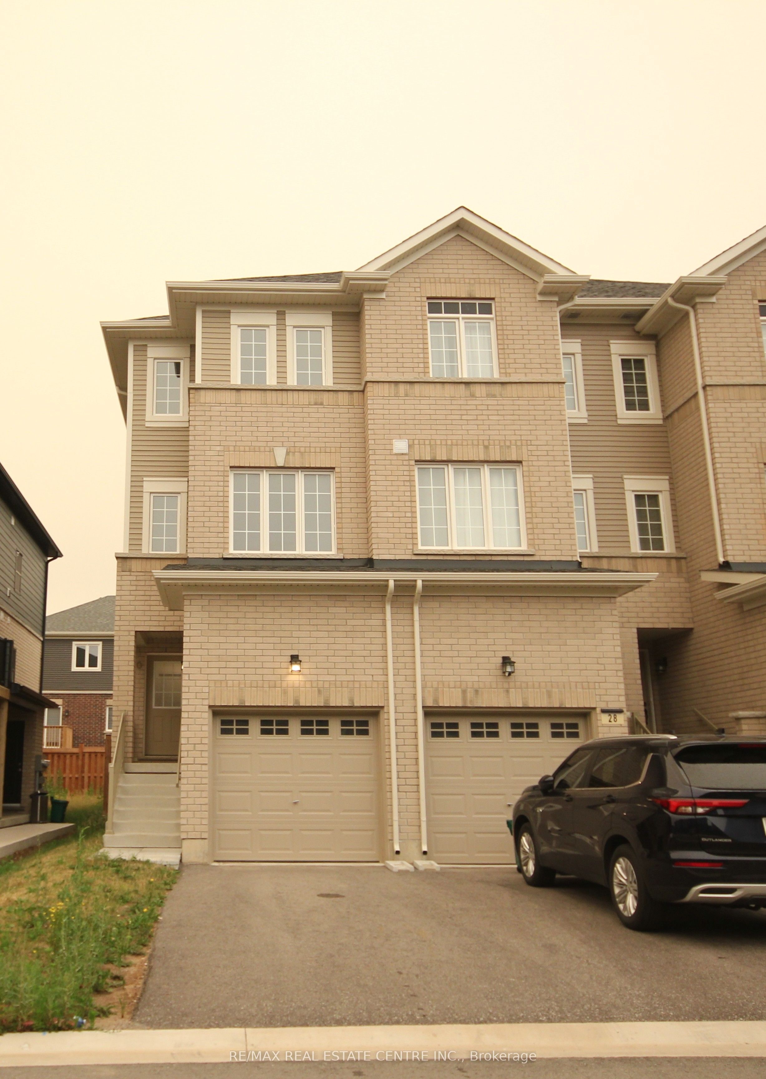 30 Wagon Lane Property Photo 1