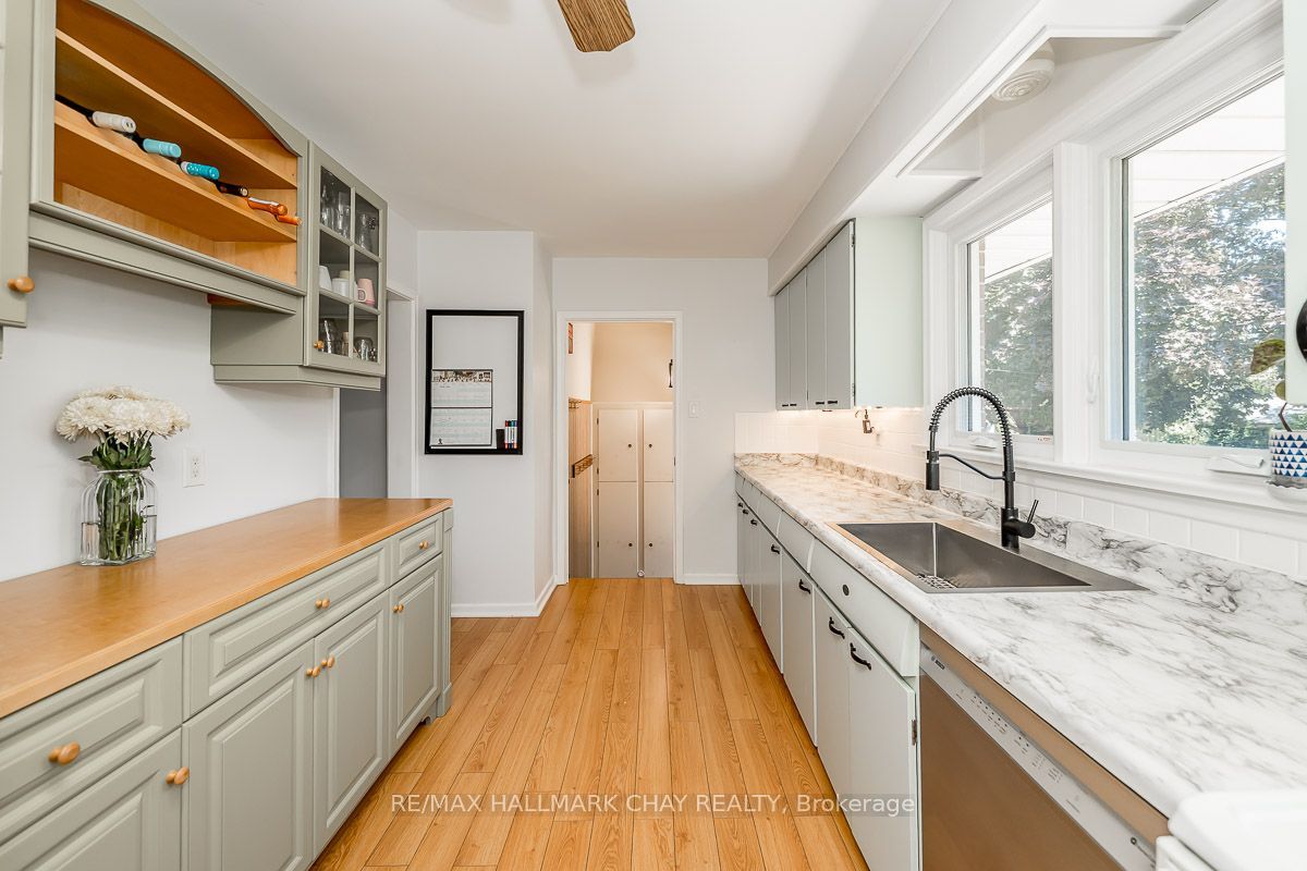23 Downsview Drive Property Photo 13