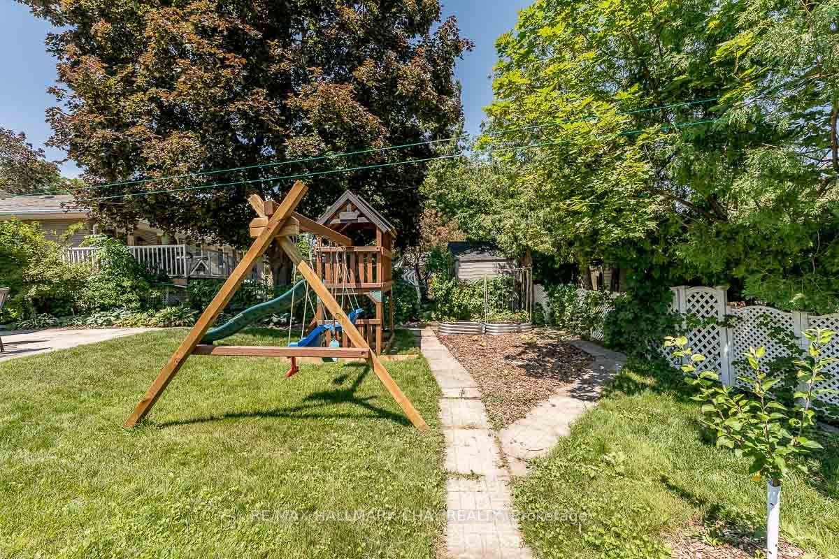 23 Downsview Drive Property Photo 37
