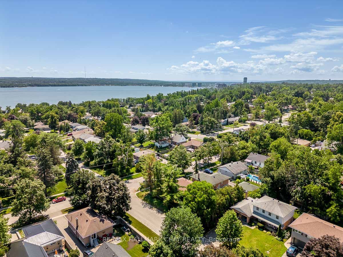 23 Downsview Drive Property Photo 41
