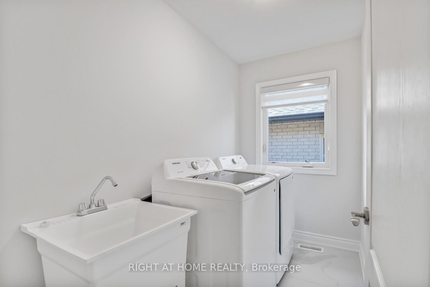 2984 Monarch Drive Property Photo 18
