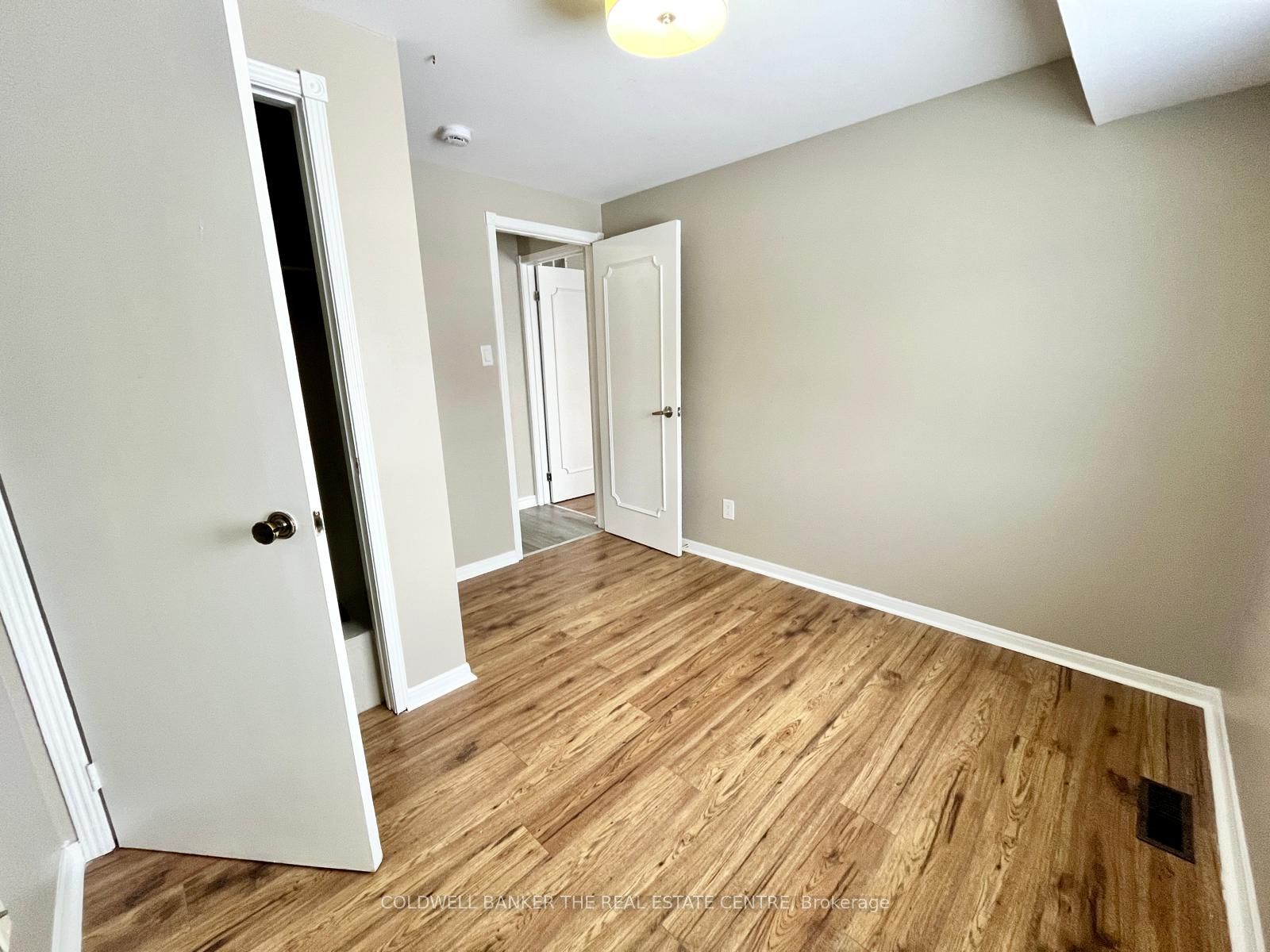 11 Chaucer Crescent Property Photo 6