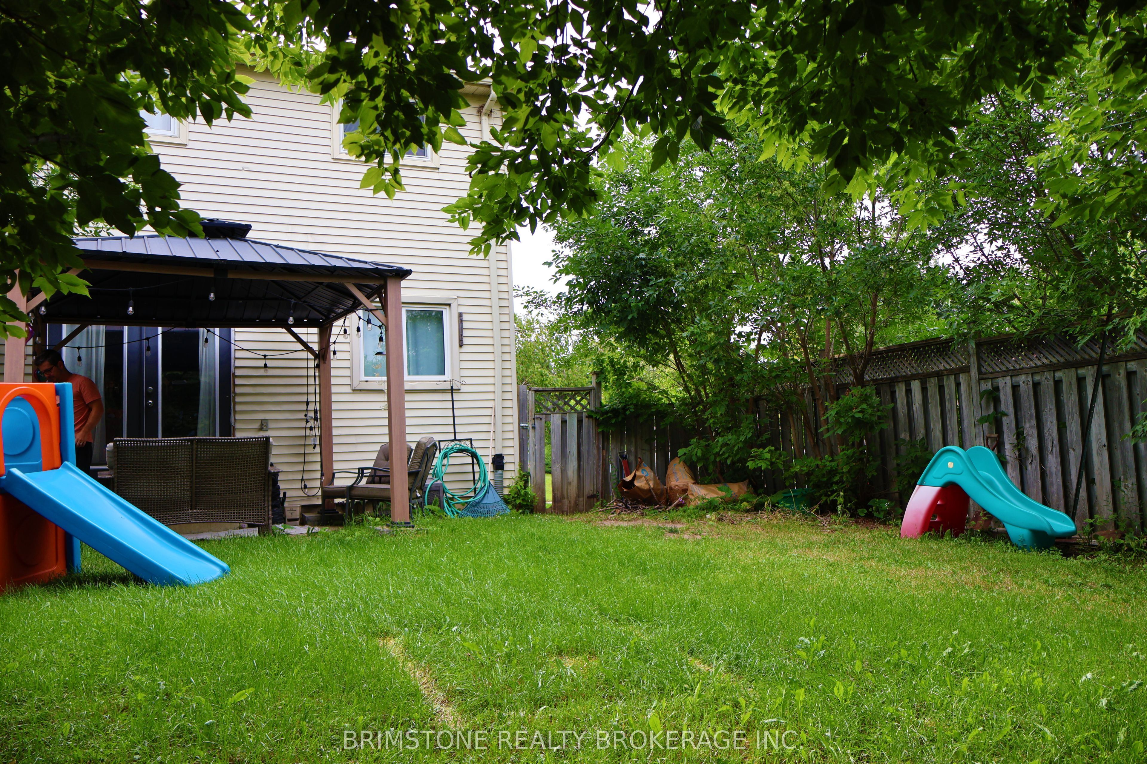 104 Hickling Trail Property Photo 8