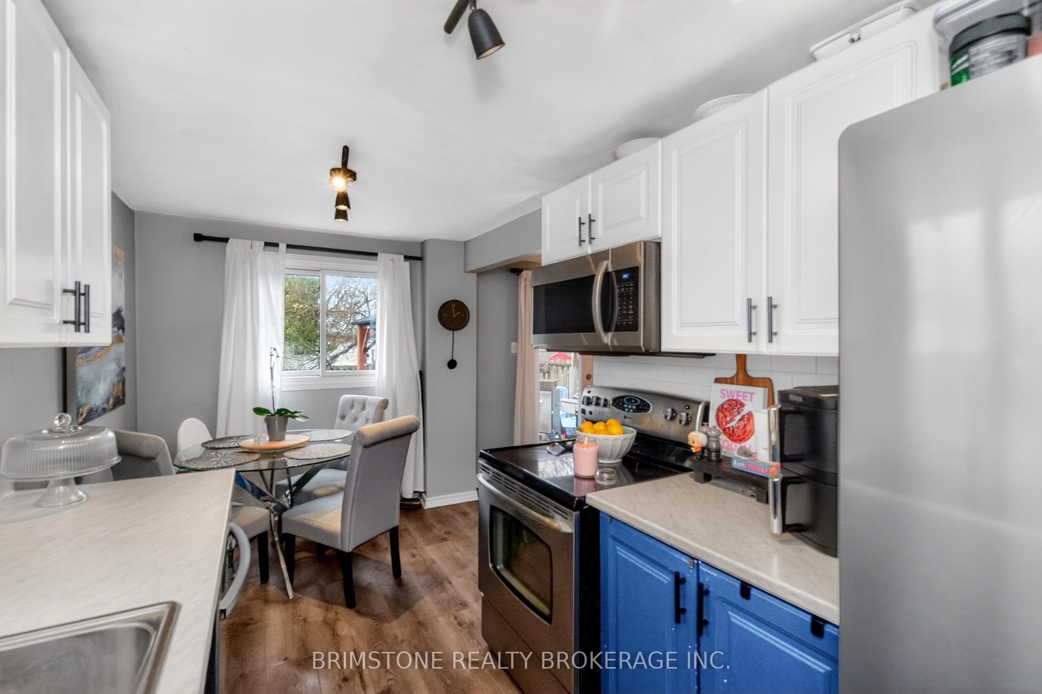 104 Hickling Trail Property Photo 12
