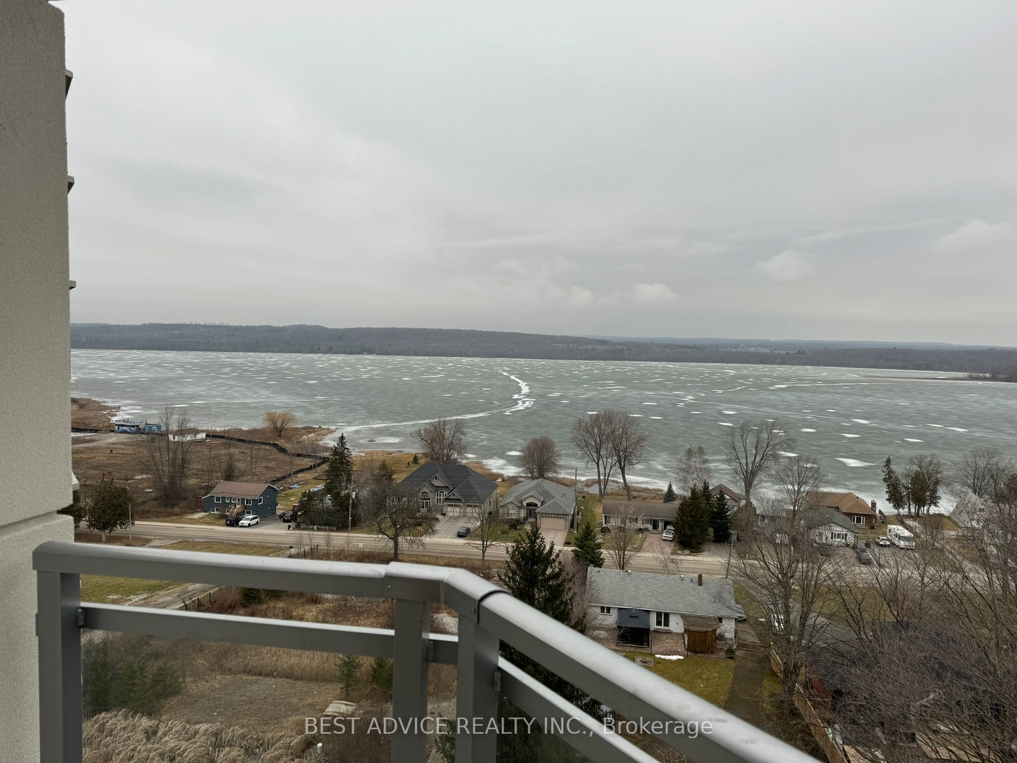 56 LAKESIDE Terrace 809 Property Photo 1