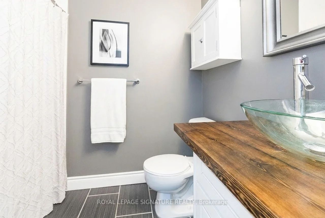37 Succession Crescent Property Photo 7