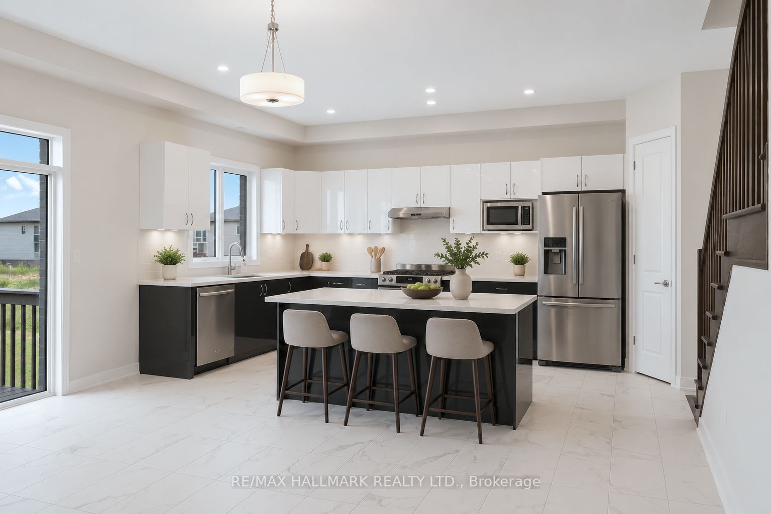 3769 Sunbank Crescent Property Photo 19