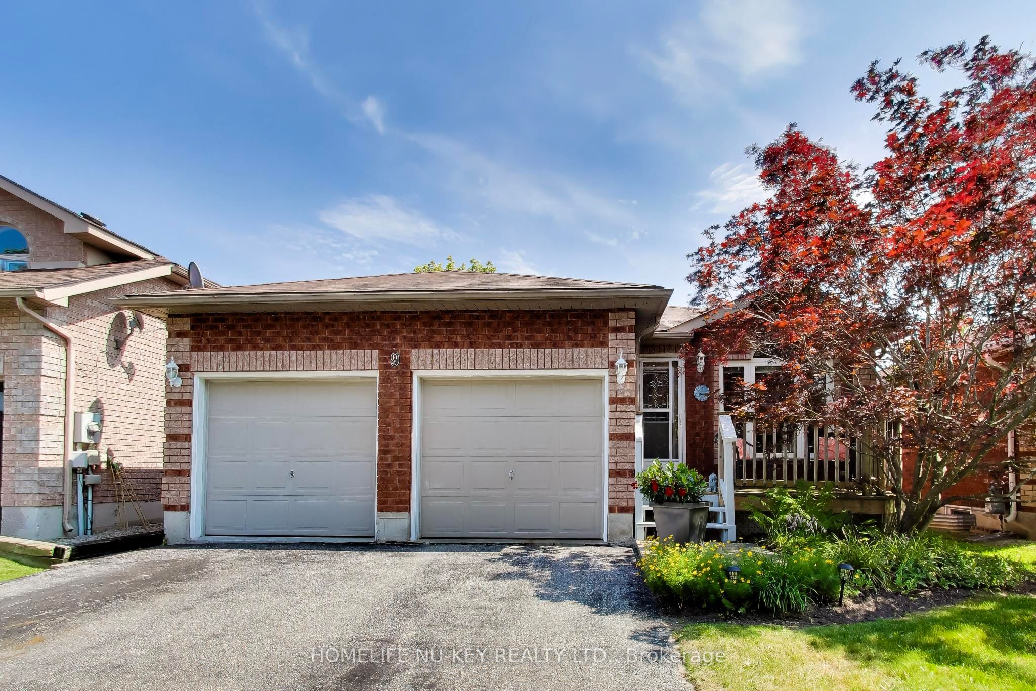 9 Monique Crescent Property Photo 1