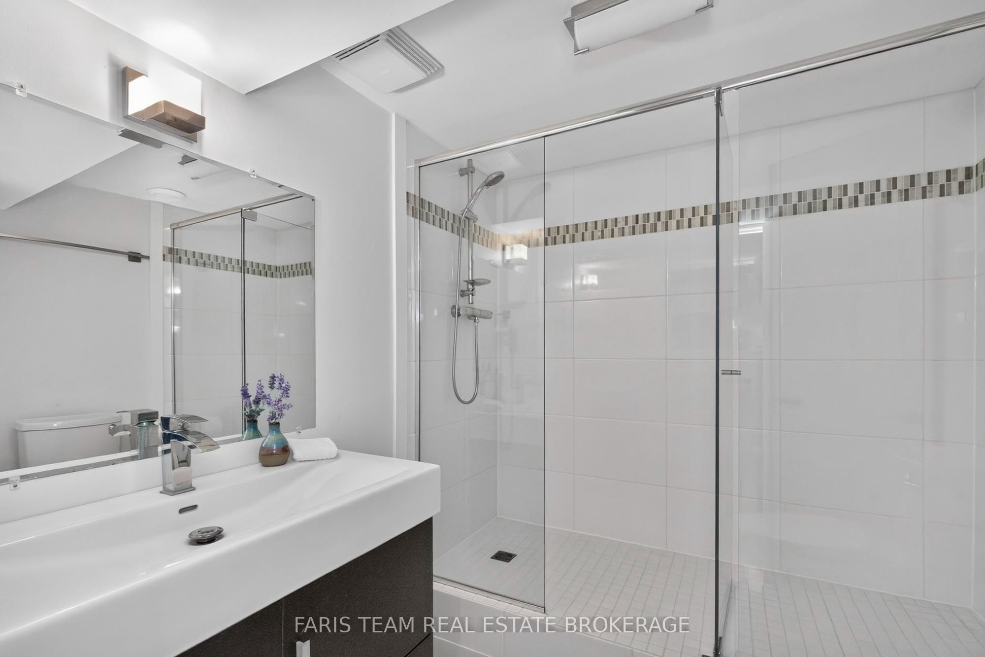 44 Jeffery Street Property Photo 33