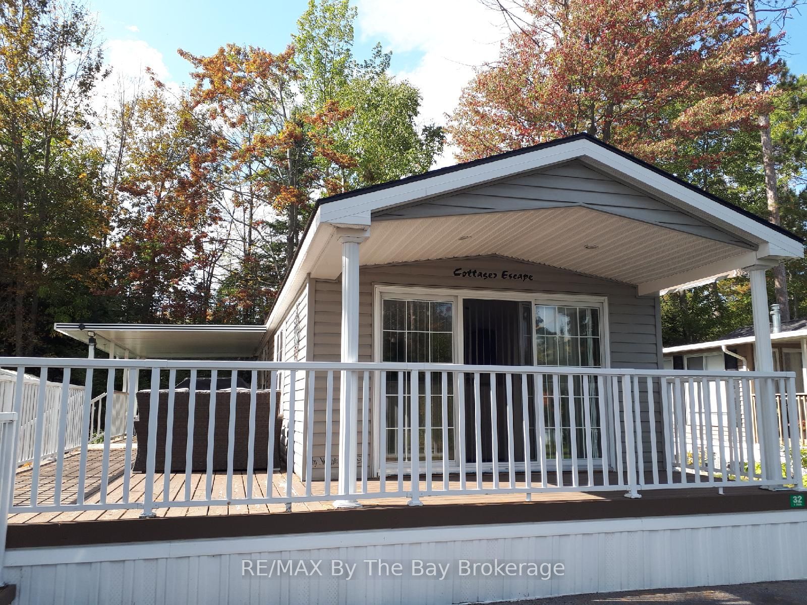32 Temagami Trail Property Photo 3