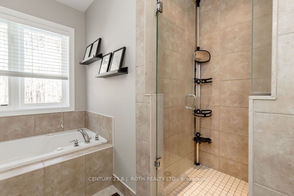 12 Lloyd Cook Drive E Property Photo 22