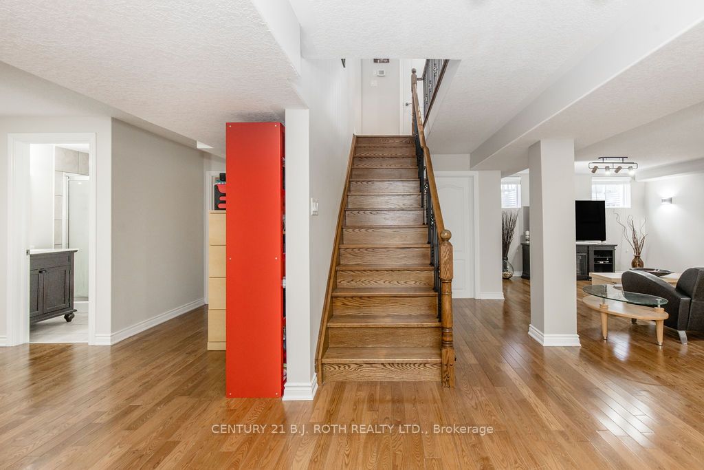 12 Lloyd Cook Drive E Property Photo 30