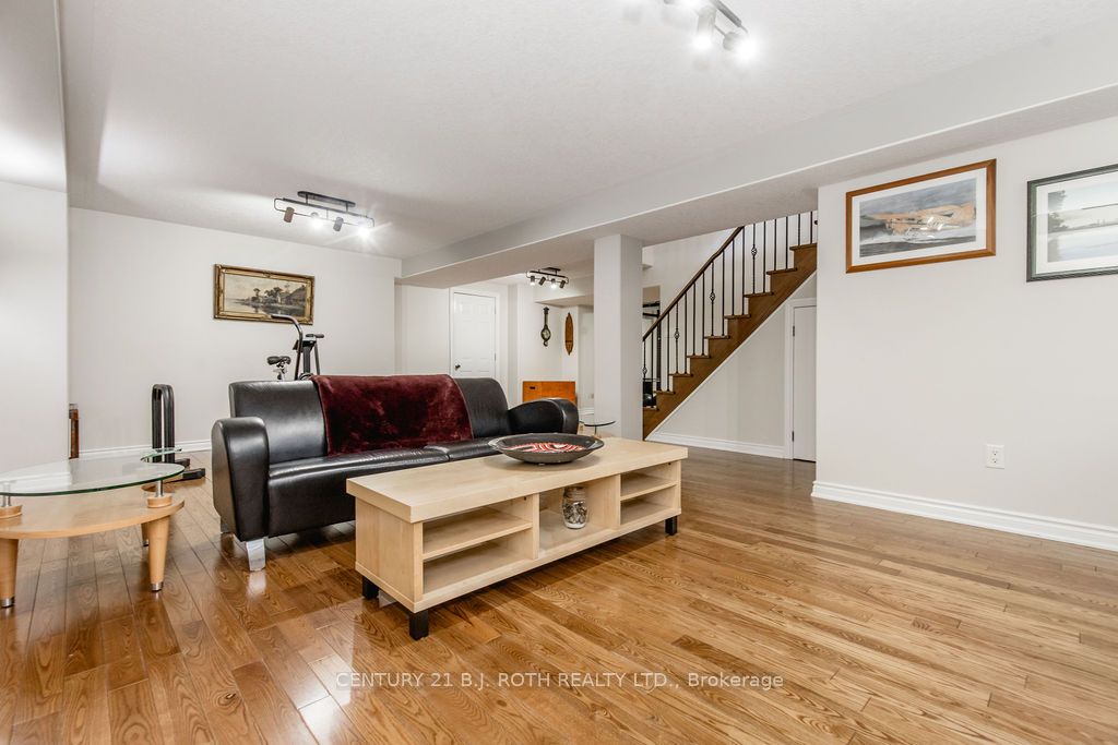 12 Lloyd Cook Drive E Property Photo 34