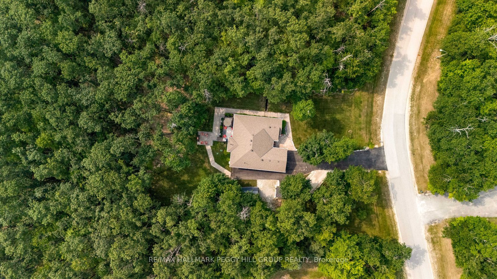 6 Maplehill Drive Property Photo 3