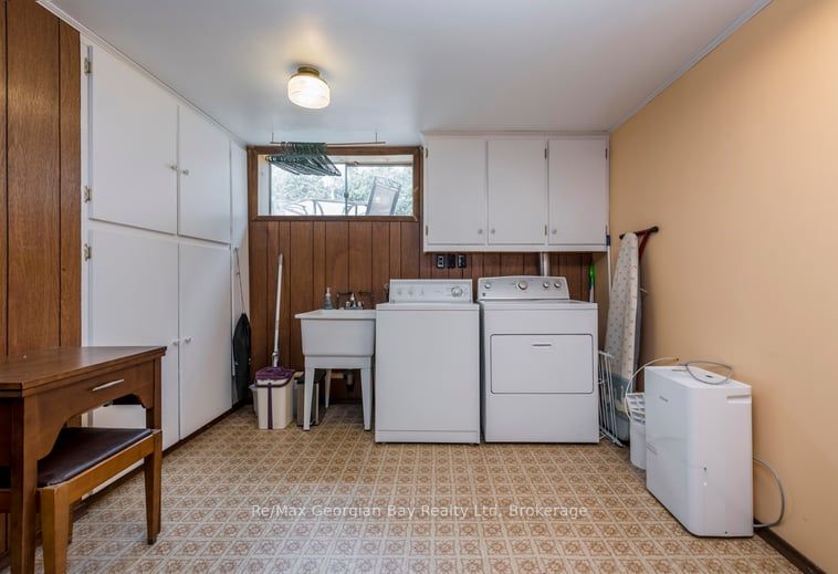 52 Gray Street Property Photo 19