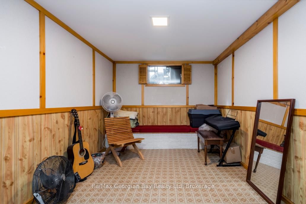 52 Gray Street Property Photo 20