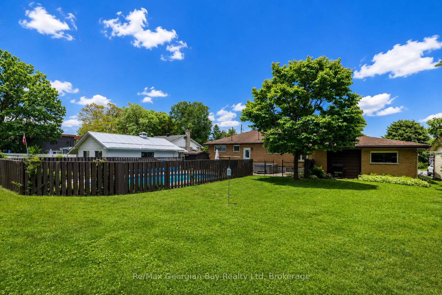 52 Gray Street Property Photo 24